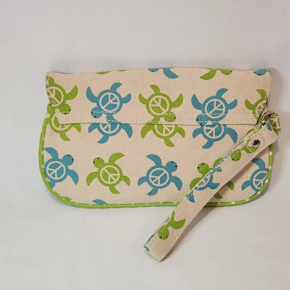 Bungalow 360 Canvas Wristlet Peace Turtles 8.5x5 Zip‎ + Magnetic Closure